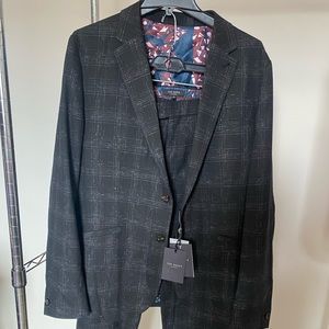 A suit size44/34